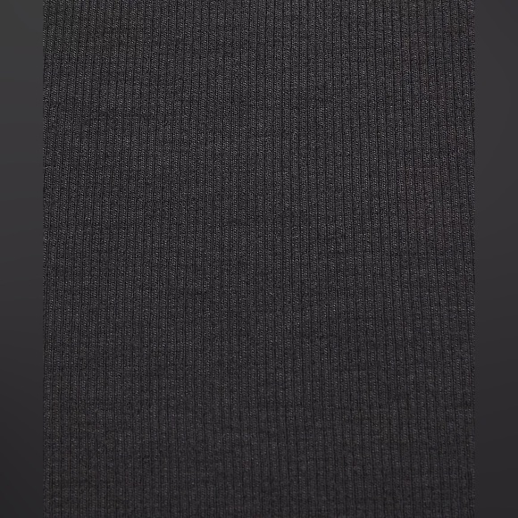 NWT Lululemon Hold Tight Cropped Tank Top - Picture 6 of 8